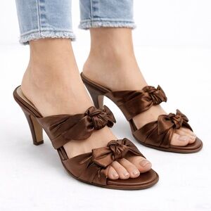 Ann Klein Collection Elegant Bronze Bow Heeled Chic Slip On  Sandals Size 6
